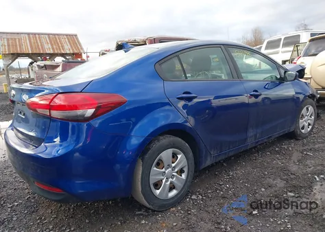 2018 Kia Forte Lx из США, поврежденный, VIN 3KPFK4A73JE255290